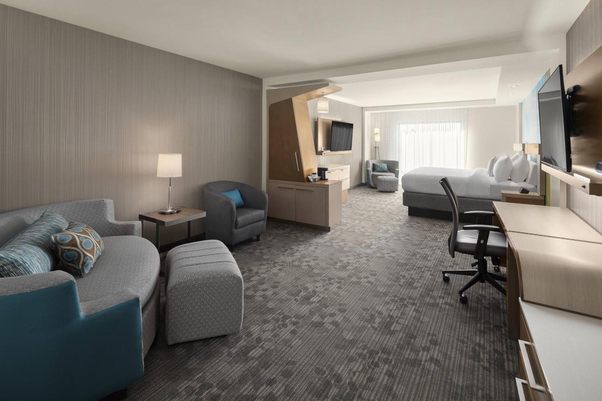 Courtyard By Marriott Seattle Northgate Hotel Exterior foto